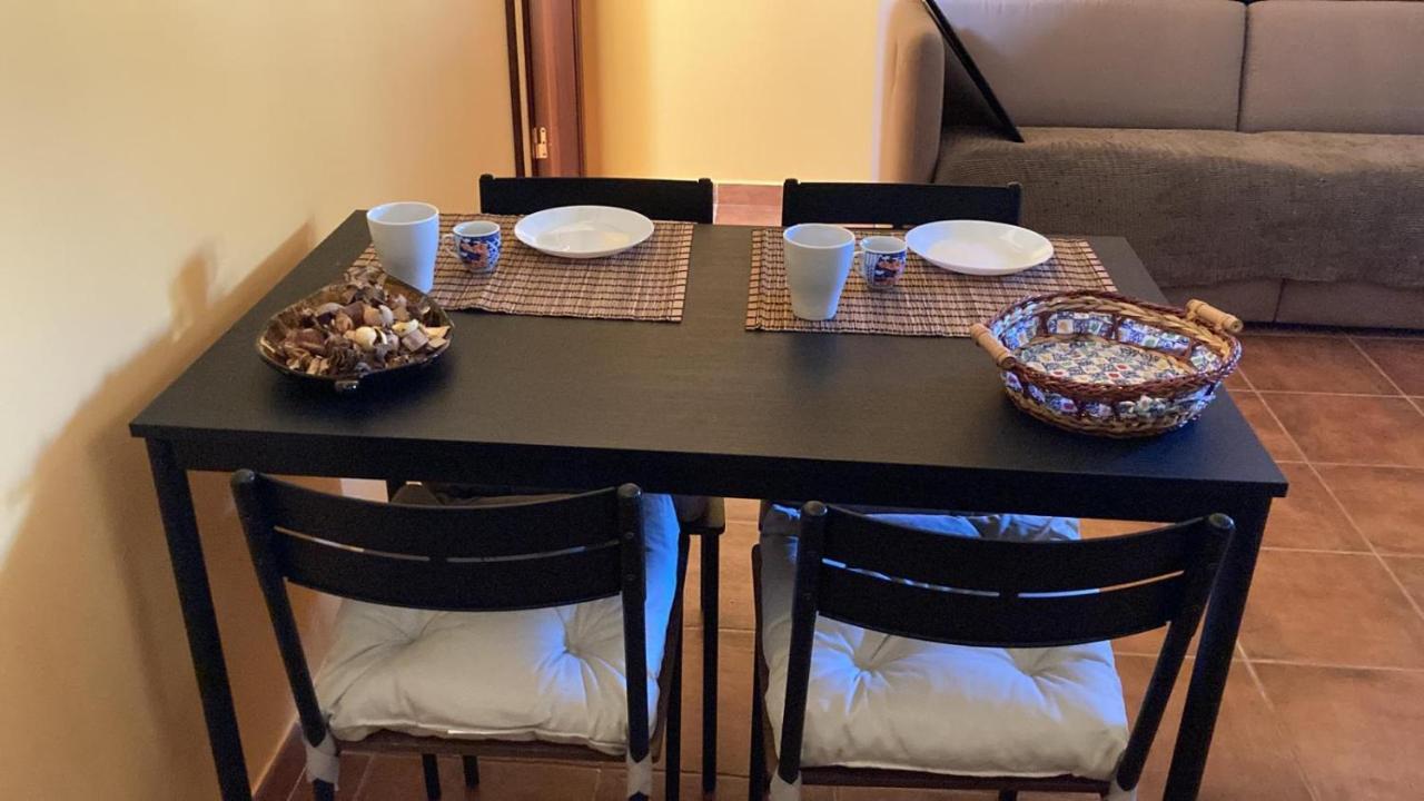 Case Vacanza E Camere In Villa Isabella Con Parcheggio Custodito E Wifi Gioia Del Colle Exteriör bild